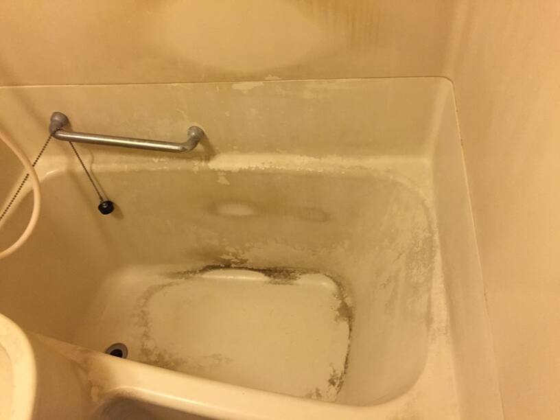 風呂掃除前浴室